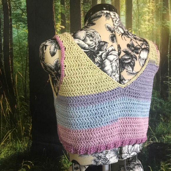 Handmade Crochet Crop Top - Picture 4 of 4